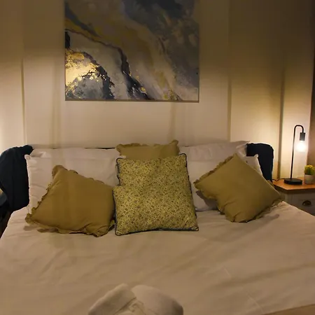 Mina Apartamento Escópia